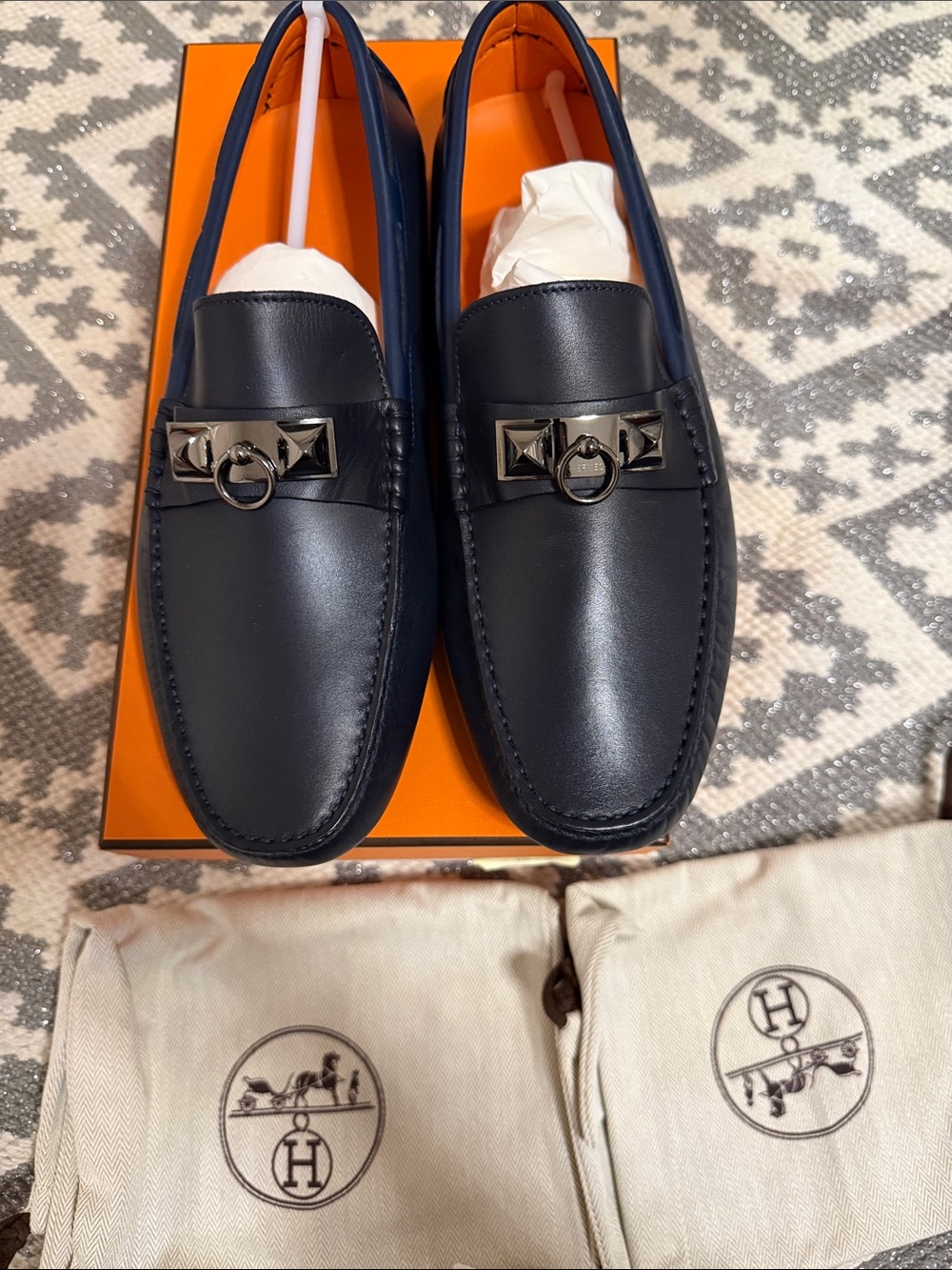 Hermes Mens irving calfskin mocassin marine ocean